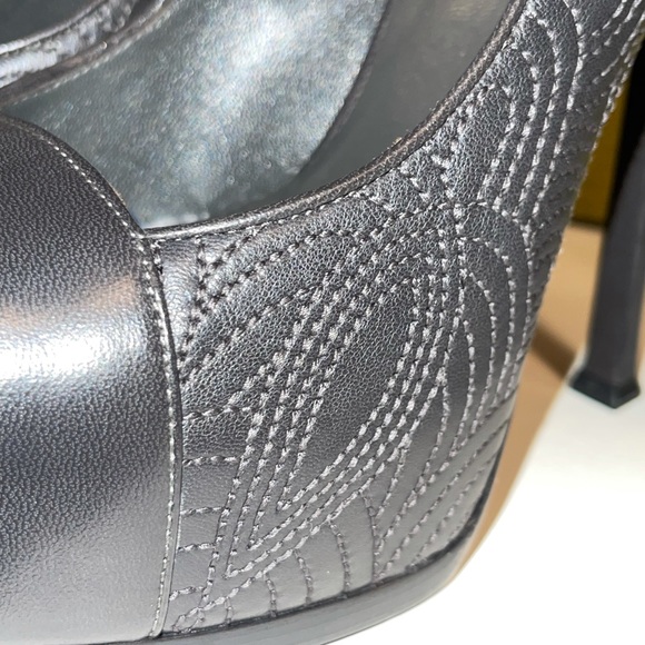 YSL: TRIBTOO 105 Pump, NAPPA Medium Grey Size 40.5 (9.5) - Picture 3 of 10
